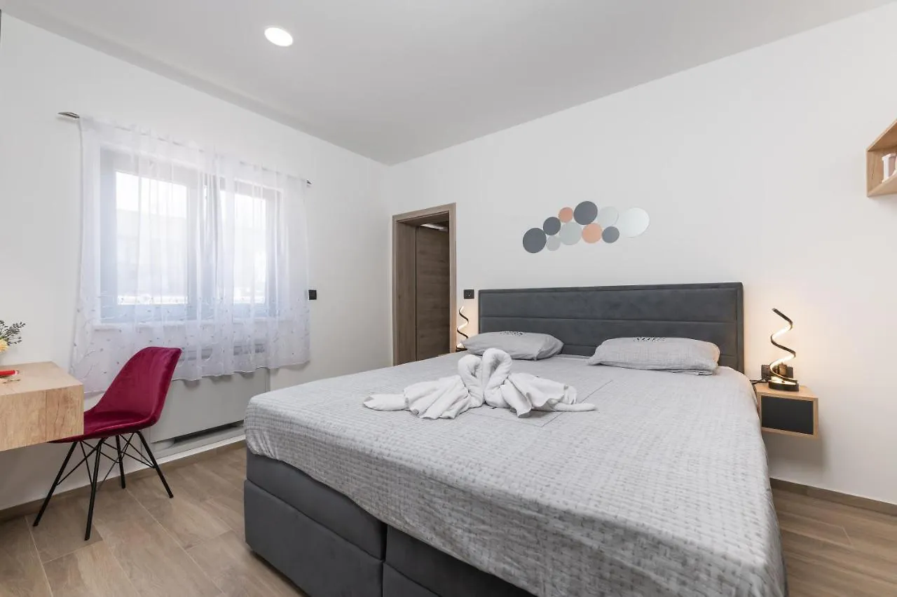 Vila Green Luxury II With Heated Pool, Jacuzzi & Sauna Croatia